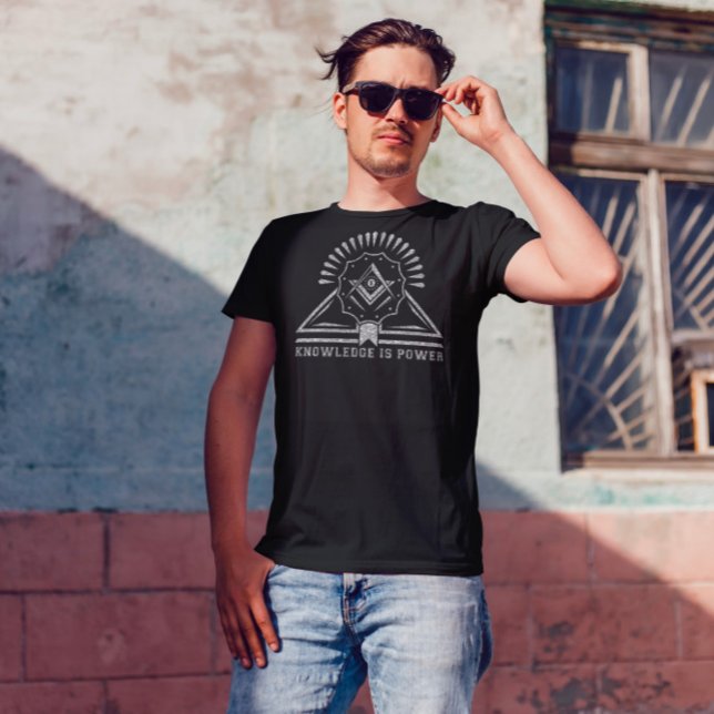 Camiseta El conocimiento es diseño geométrico de Purpurina  (Subido por el creador)