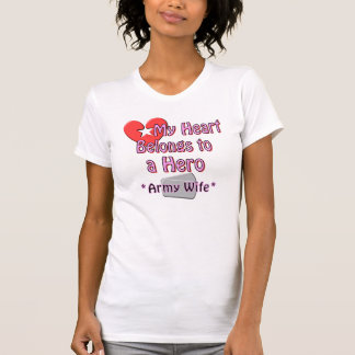 Camiseta El corazón de Myt pertenece a un héroe