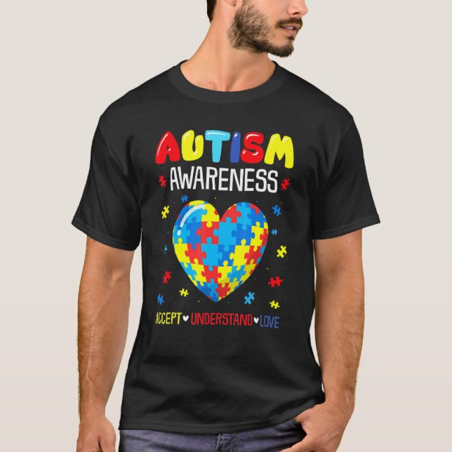 Camiseta El corazón del rompecabezas acepta entender el amo (Anverso)