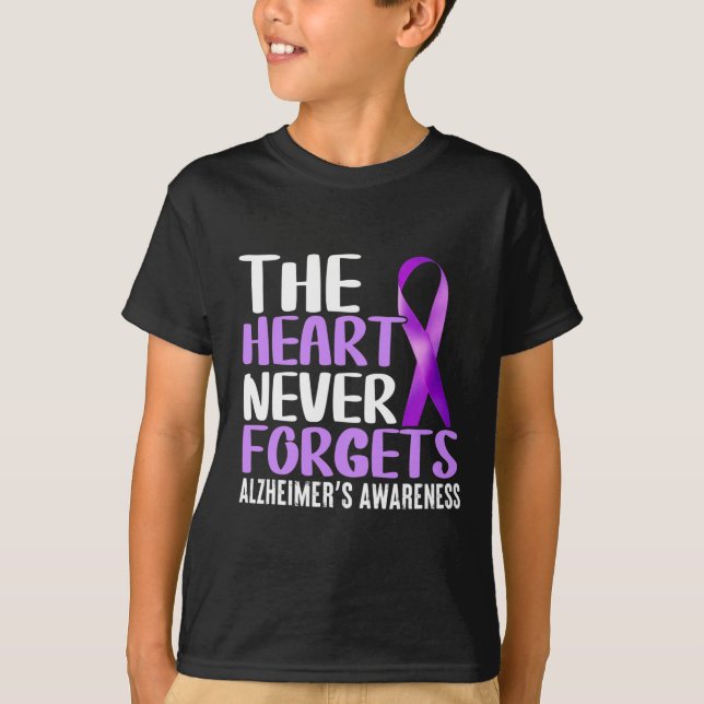 Camiseta El corazón nunca olvida la conciencia de Alzheimer (Anverso)
