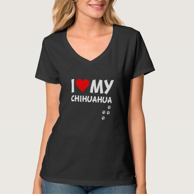 Camiseta El corazón rojo que amo a mi Chihuahua (Anverso)