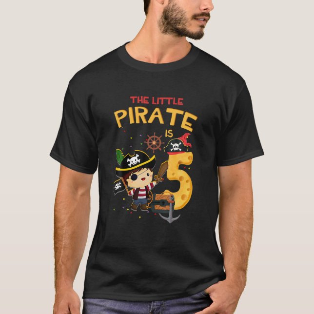 Camiseta El cumpleaños del pirata de cinco años, quinto cum (Anverso)