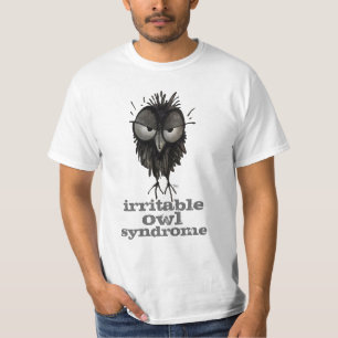 Camiseta El decir divertido del búho del síndrome irritab