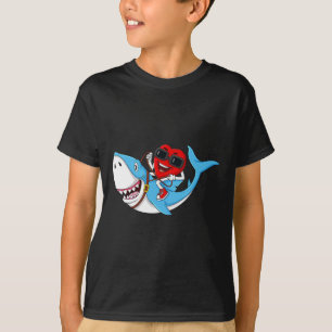 Camiseta El día de San Valentín de tiburones viajando en el