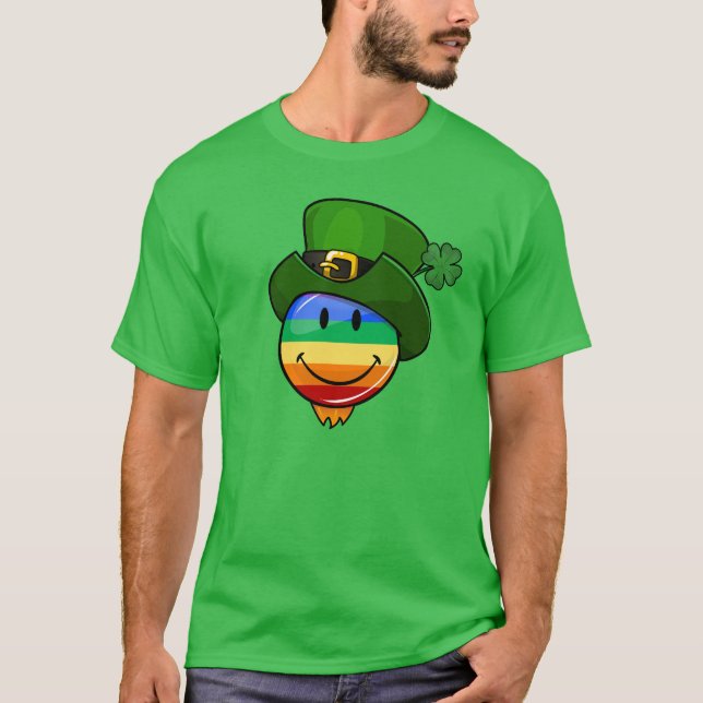 Camiseta El día gay de St Patrick de la bandera del arco (Anverso)