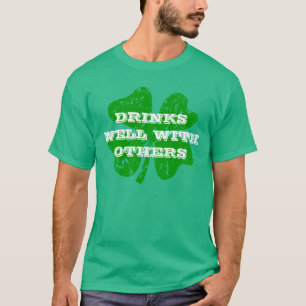 Camiseta El día verde el   del St Patricks bebe bien con