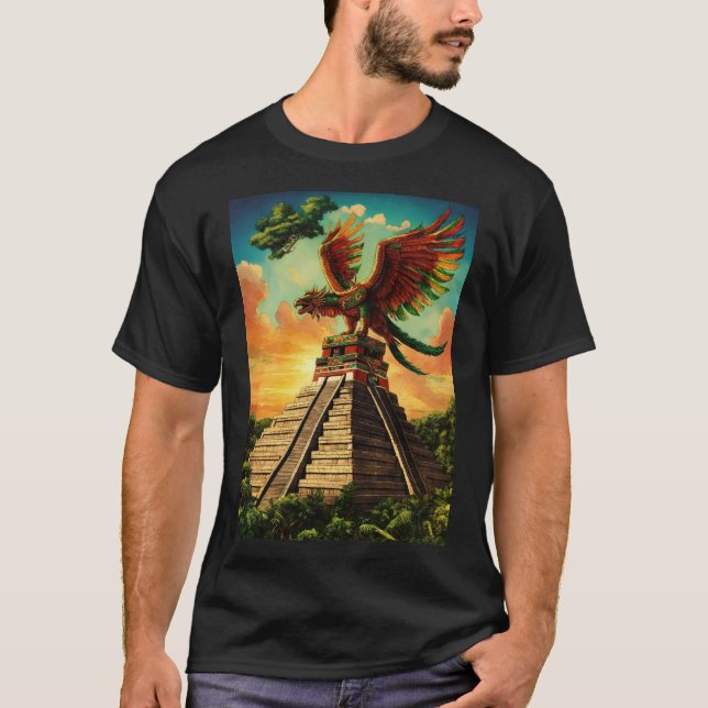 Camiseta El dios azteca Quetzalcoatl sobrevolando la pirámi (Anverso)