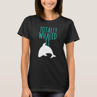 Camiseta El diseño de ballenas lo mantuvo al máximo