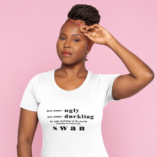 Camiseta El Duckling feo Se Convierte En El Motivador Del C (Ugly Duckling Becomes The Swan Motivational T-Shirt)