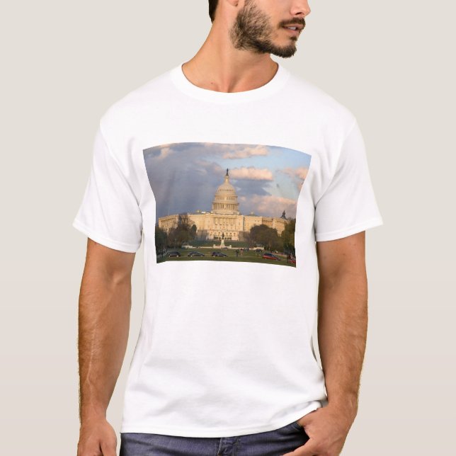 Camiseta El edificio del Capitolio de los Estados Unidos en (Anverso)