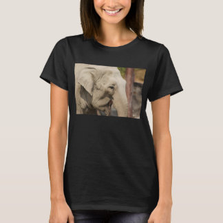 Camiseta El elefante africano de arte digital, pequeño cami