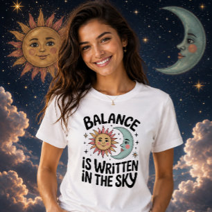Camiseta El Equilibrio Está Escrito En El Cielo Sol Luna Ce