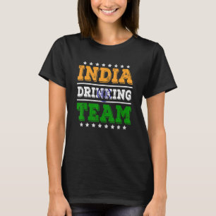 Camiseta El equipo de bebidas de India bebe la bandera indi