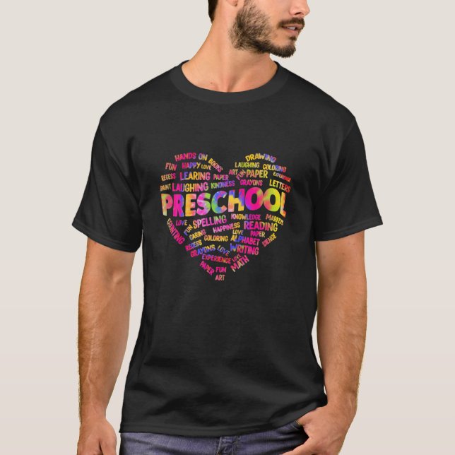 Camiseta El equipo de educación preescolar Heart Tee Volvió (Anverso)