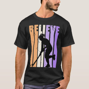 Camiseta El equipo de hockey infantil retro cree que la prá