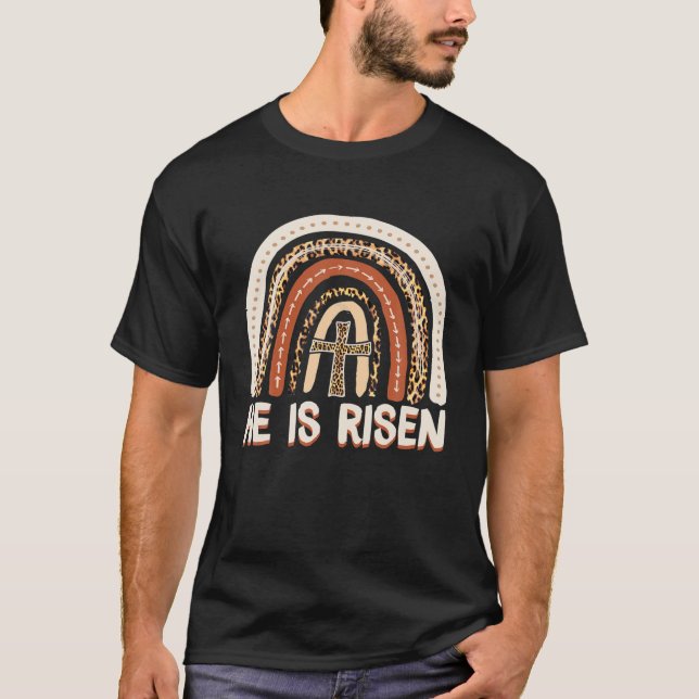 Camiseta Él es el leopardo del arcoiris de Risen, cristiano (Anverso)