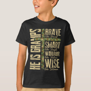 Camiseta Él es Gramps Camuflaje Religioso Día del Padre Cri
