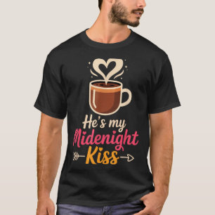 Camiseta Él es mi beso de medianoche Feliz año nuevo pareja