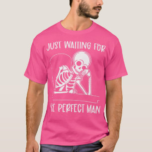 Camiseta El Esbozo Del Hombre Sólo Espera El Valentin Perfe
