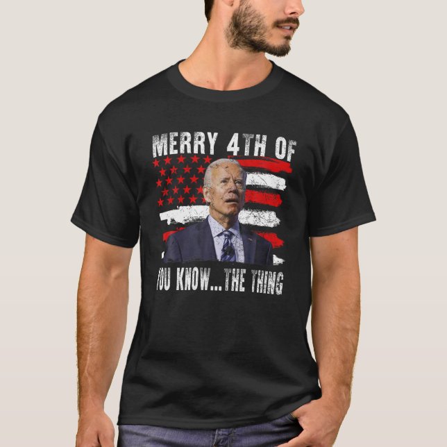 Camiseta El extraño Biden confundió a Feliz 4 de los Conoci (Anverso)