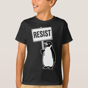 Camiseta El extraño pingüino vintage resiste a los pingüino