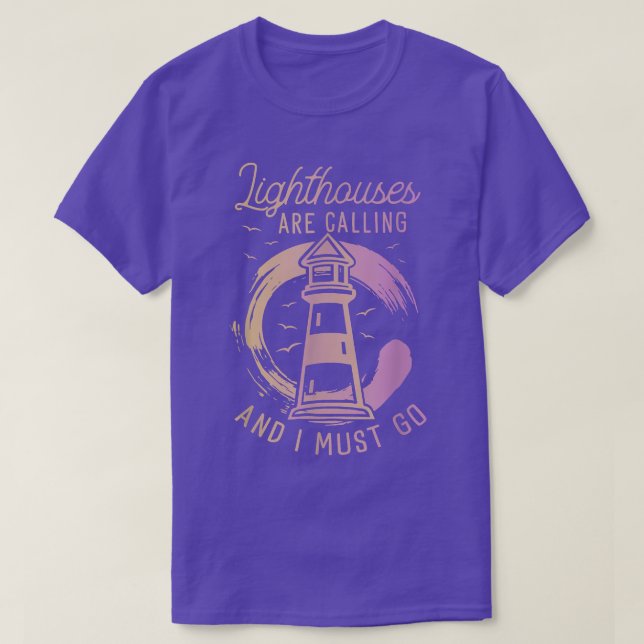 Camiseta El Faro Está Llamando Y Debo Ir Funny Lightho (Diseño del anverso)