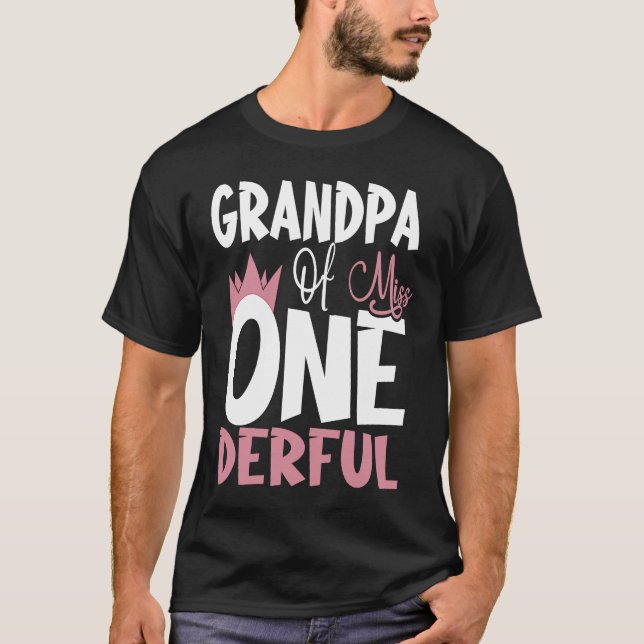 Camiseta El Fiesta de primer cumpleaños de la abuela que se (Anverso)