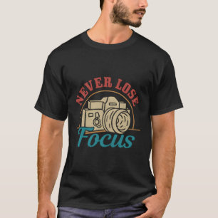 Camiseta El fotógrafo nunca pierde la fotografía de cámara