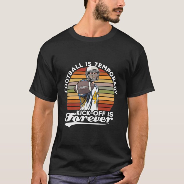 Camiseta El fútbol es comida temporaria para los deportista (Anverso)