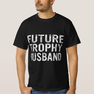 Camiseta El futuro esposo de trofeos es cómico y el marido