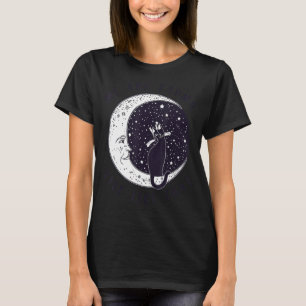 Camiseta El Gato De Karma Y Yo Vivimos Como Ese Humor Sarcá