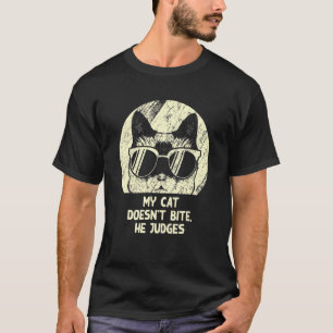 Camiseta El gato no muerde el humor de gatos gatitos