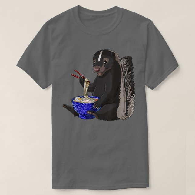 Camiseta El gracioso Kawaii japonés Ramen Noodles Skunk (Diseño del anverso)