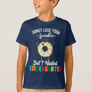 Camiseta El graduado divertido de la guardería embroma la
