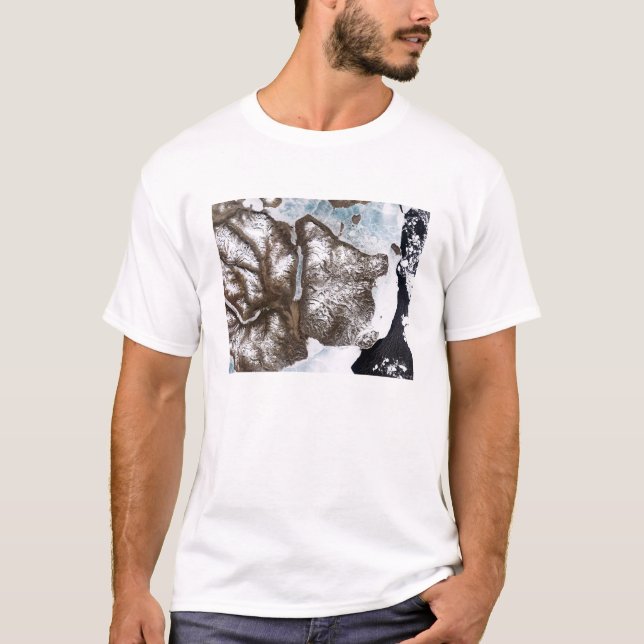Camiseta El hielo marino bordea la costa este de Groenlandi (Anverso)