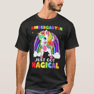 Camiseta El jardín de infancia se volvió un arcoiris de Uni