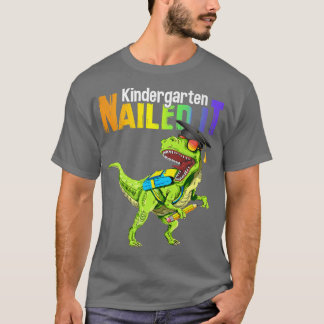 Camiseta El jardín de infantes T Rex Dino no tiene clase de