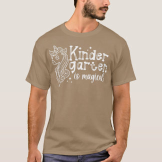 Camiseta El Jardín De Niños Es Una Niñera Magnífica De Unic