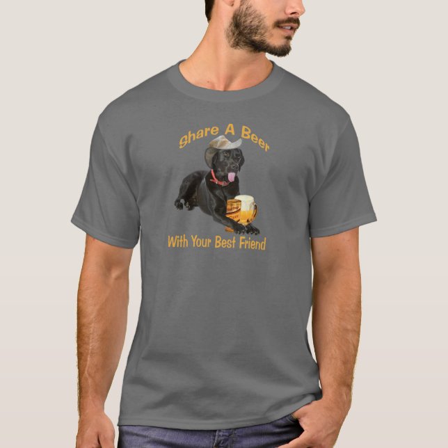 Camiseta El laboratorio negro comparte una cerveza (Anverso)