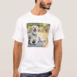 Camiseta El Labrador Amarillo Está En El Banco