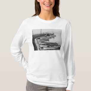 Camiseta El lago Tahoe, CA - barcos de madera a lo largo de