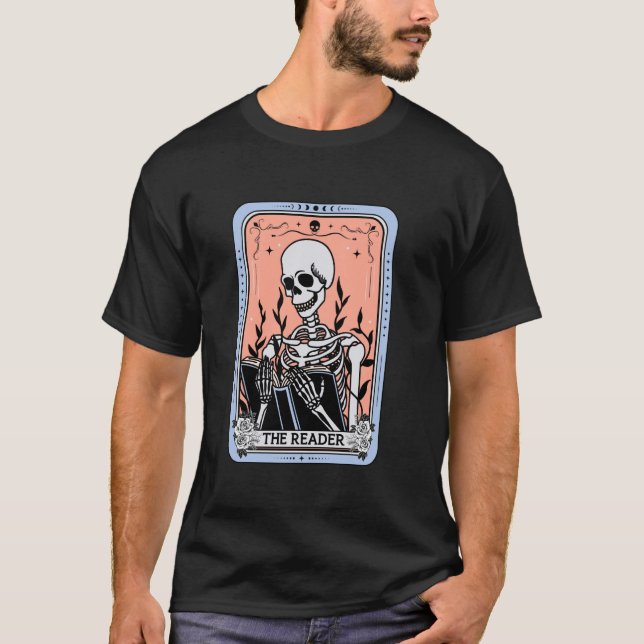 Camiseta El lector de Skeleton Book Lover Tarot Card (Anverso)