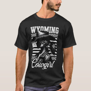 Camiseta El legendario rodeo de vaqueras de Wyoming