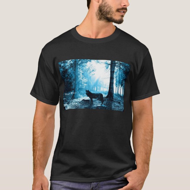 Camiseta El lobo negro solo en el bosque (Anverso)