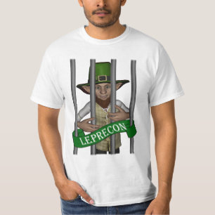 Camiseta El luprechaun verde lindo detrás de las rejas