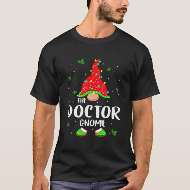 Camiseta El Médica Gnome Navidades Pajama Familia Matanza (Anverso)