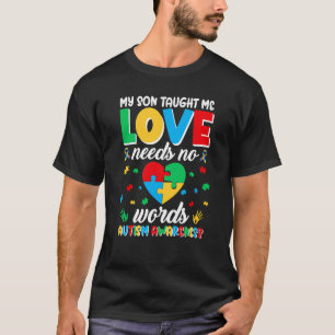 Camiseta El Mes de Conciencia del Autismo Amor No Necesita 