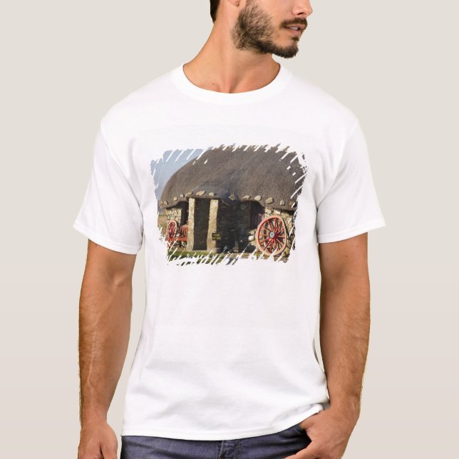 Camiseta El Museo de la vida isleña de Skye, cerca de Duntu (Anverso)
