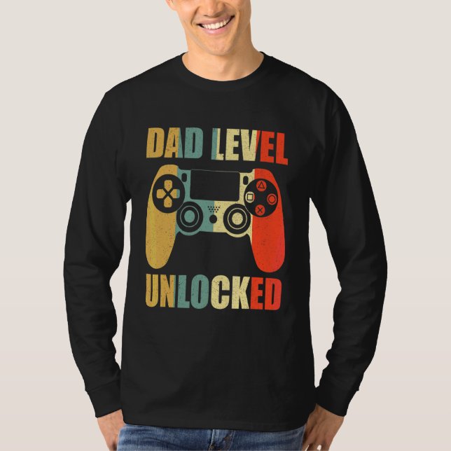 Camiseta El nivel de papá retro desbloqueó a nuevo papá jug (Anverso)