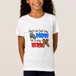 Camiseta Él no es apenas mi papá que él es mi héroe